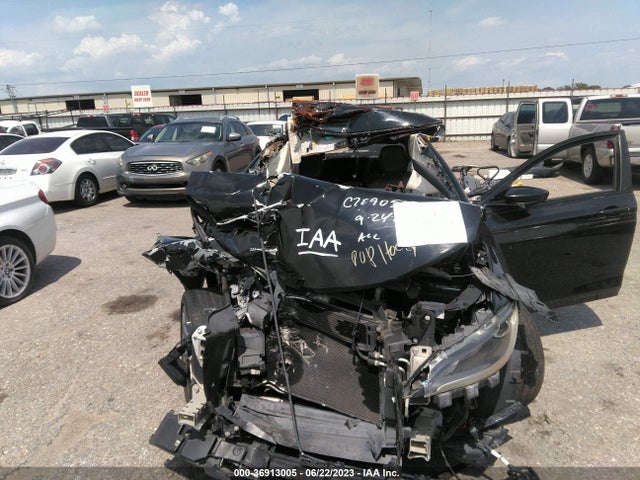 1C3CCCBB8FN698622 Chrysler 200 S