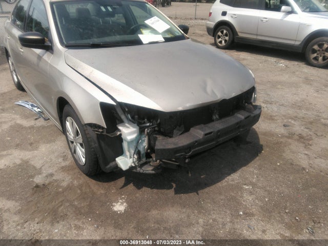 3VW1K7AJ4EM289903 Volkswagen Jetta Sedan S