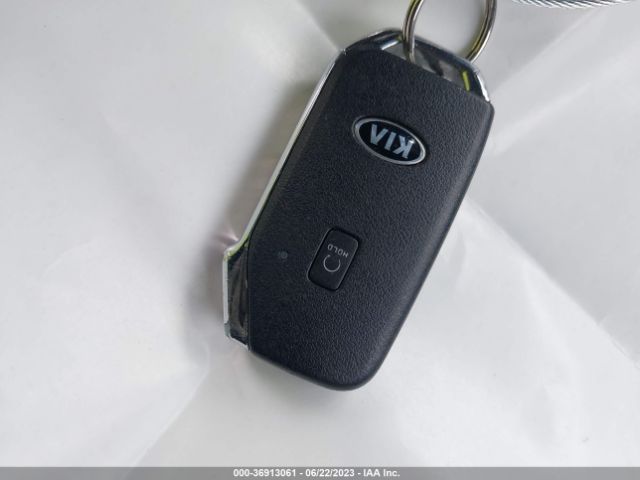 KNDERCAAXM7122365 KIA SELTOS EX