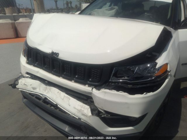 3C4NJCBB5KT832670 Jeep Compass Altitude