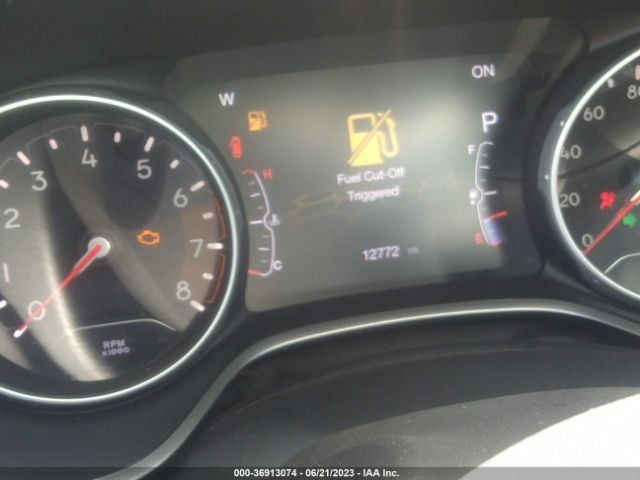 3C4NJCBB5KT832670 Jeep Compass Altitude