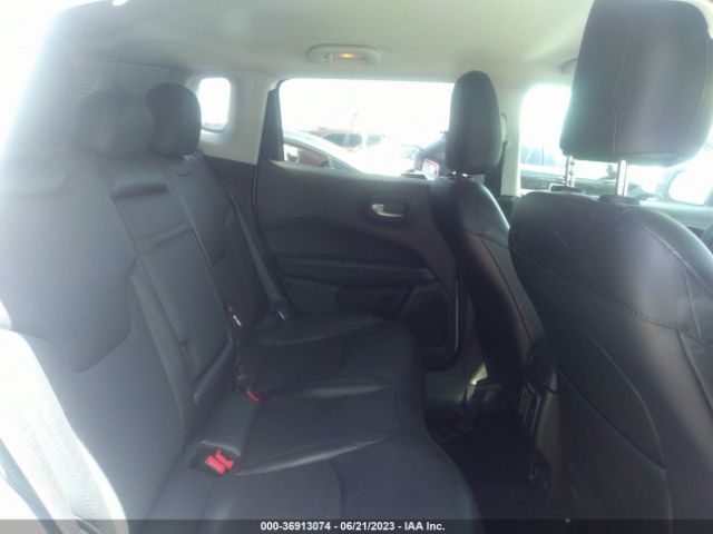 3C4NJCBB5KT832670 Jeep Compass Altitude