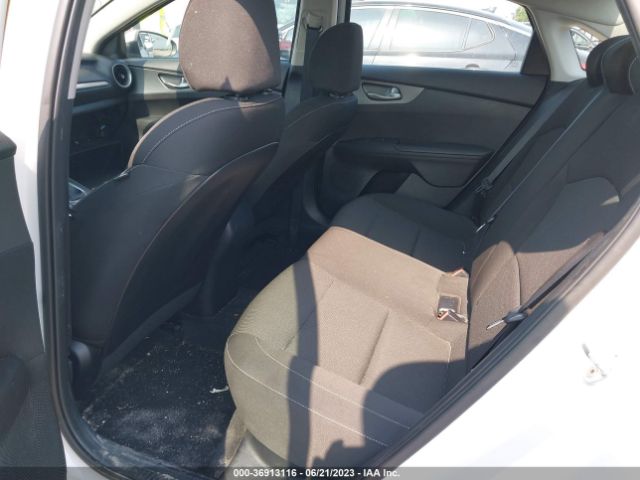 3KPF24ADXME308514 KIA Forte Lxs