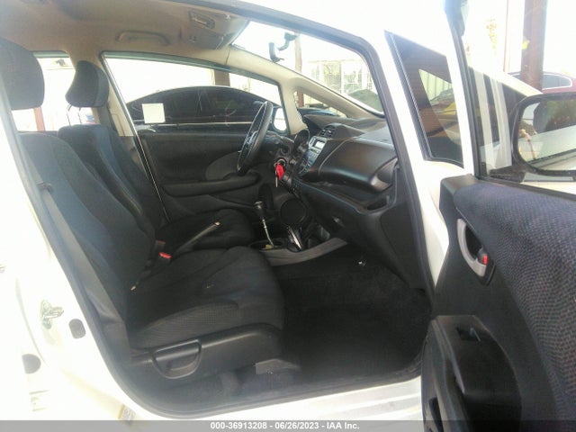 2013 HONDA FIT SPORT VIN: JHMGE8G5XDC004057