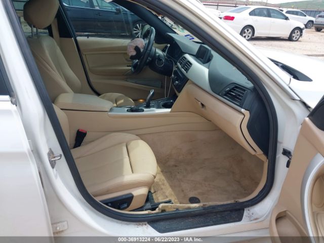 WBA3B1G53FNT64713 BMW 3 Series 320i