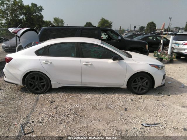3KPF34AD7ME317023 KIA Forte Gt-line