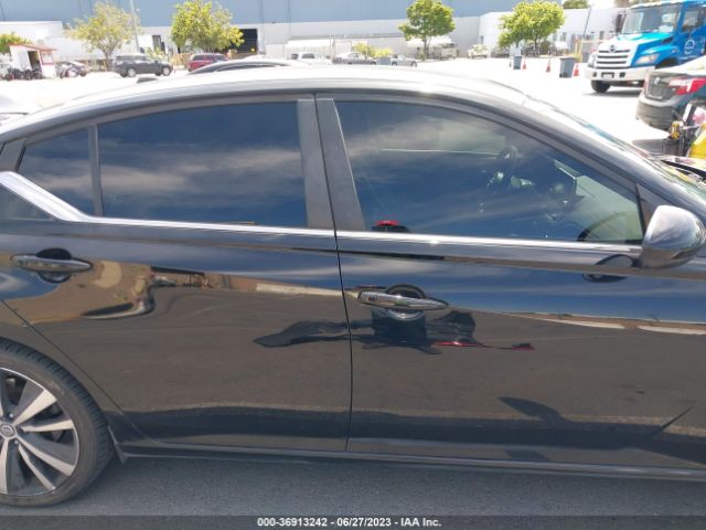 1N4BL4CV3KC147077 Nissan Altima 2.5 Sr
