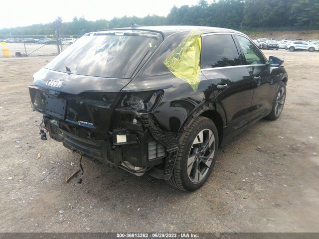 2022 Audi e-tron, VIN: WA1AAAGE0NB023678