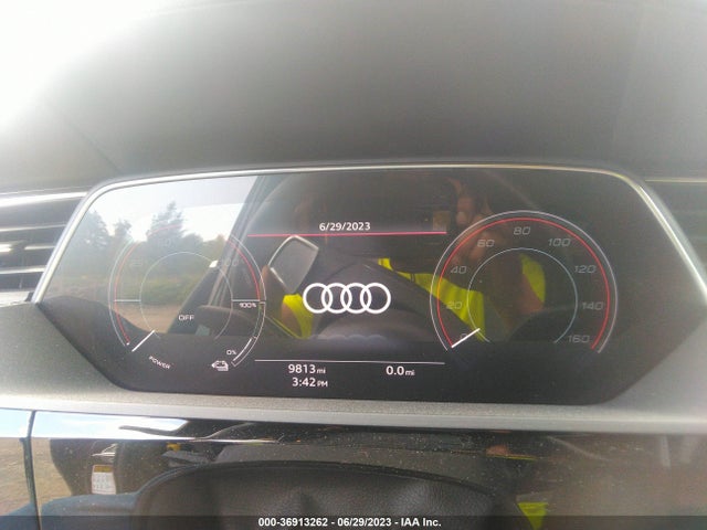 2022 Audi e-tron, VIN: WA1AAAGE0NB023678