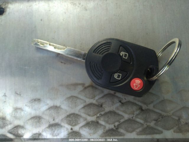 1FMCU0GX9EUC92148 Ford ESCAPE SE