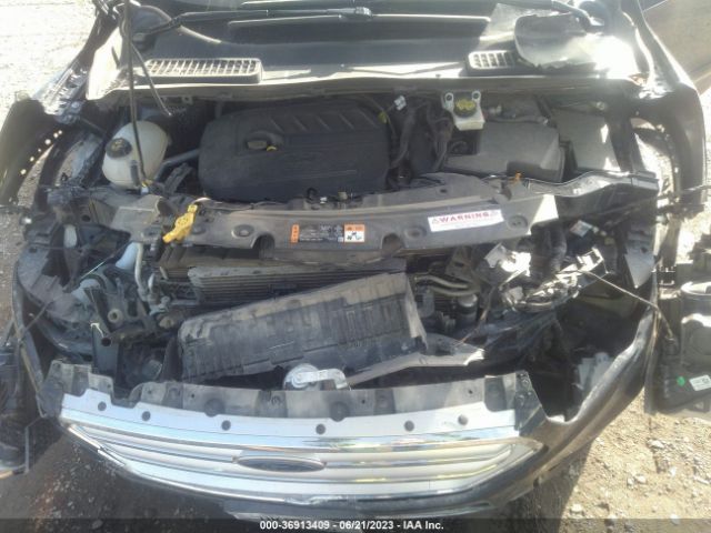 1FMCU9GDXHUC98412 Ford ESCAPE SE