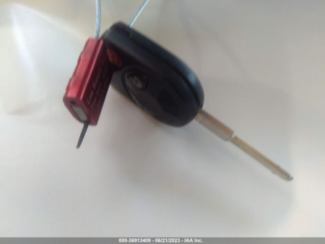 1FMCU9GDXHUC98412 Ford ESCAPE SE