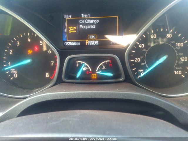 1FMCU9GDXHUC98412 Ford ESCAPE SE