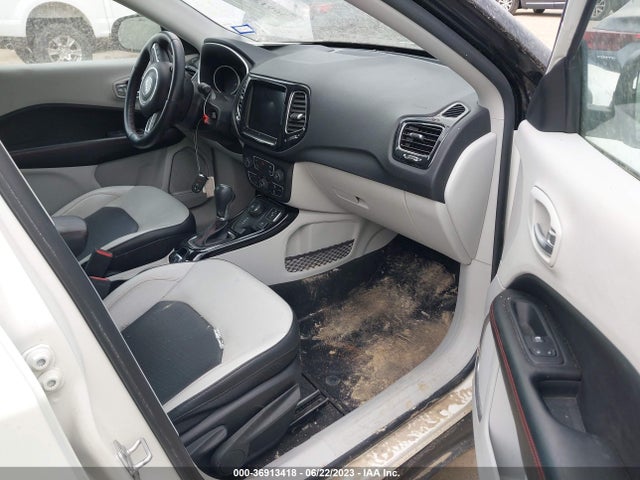 3C4NJDCB8MT604556 Jeep Compass Limited