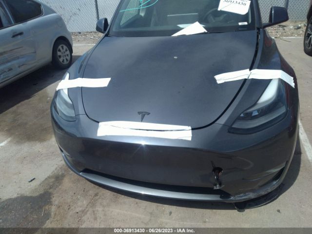7SAYGDEF6NF548549 Tesla Model Y Performance