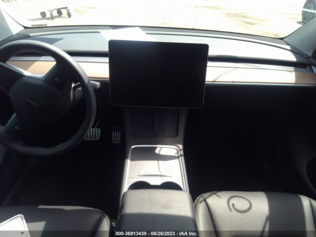 7SAYGDEF6NF548549 Tesla Model Y Performance