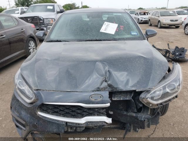3KPF24AD6ME337962 KIA Forte Lxs