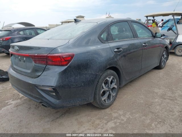 3KPF24AD6ME337962 KIA Forte Lxs