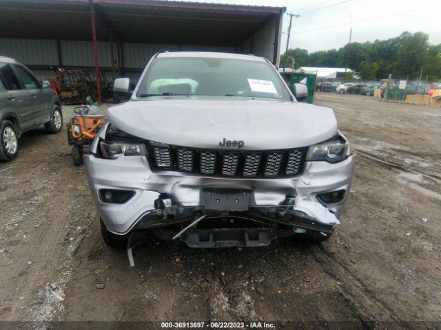 1C4RJFAG5JC335757 Jeep Grand Cherokee Altitude