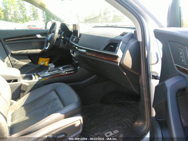 WA1BNAFY8J2247019 Audi Q5 Premium Plus