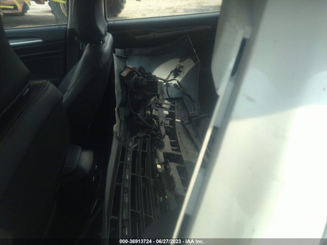 Ford Fusion Titanium 2016 3FA6P0D97GR187932 Image 12