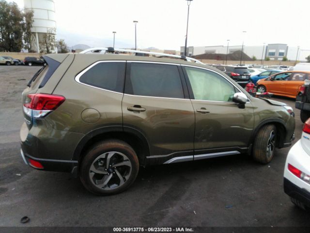 JF2SKARC1PH413810 Subaru Forester Touring