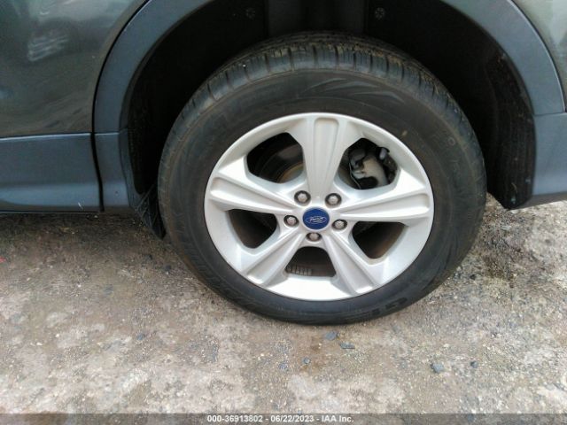 1FMCU0GX3FUB45731 Ford ESCAPE SE