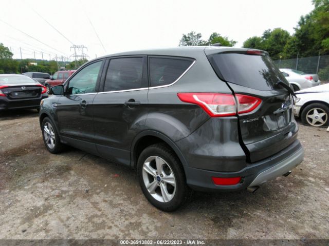 1FMCU0GX3FUB45731 Ford ESCAPE SE