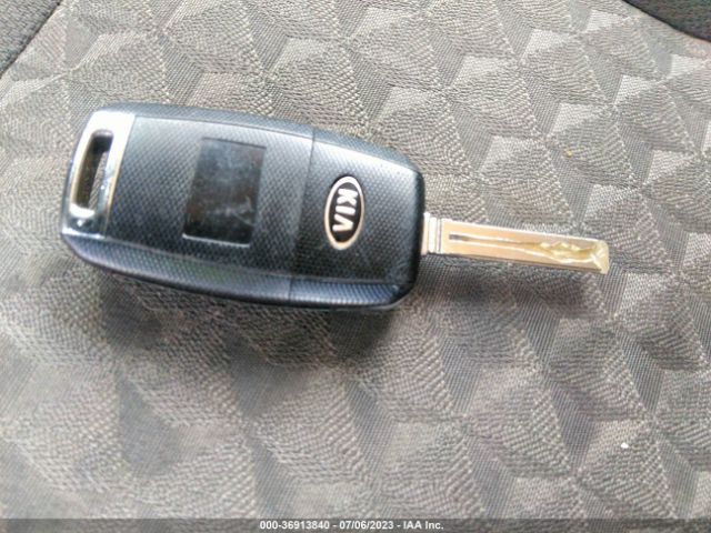 KNAFX5A86F5316969 KIA Forte 5-door Ex