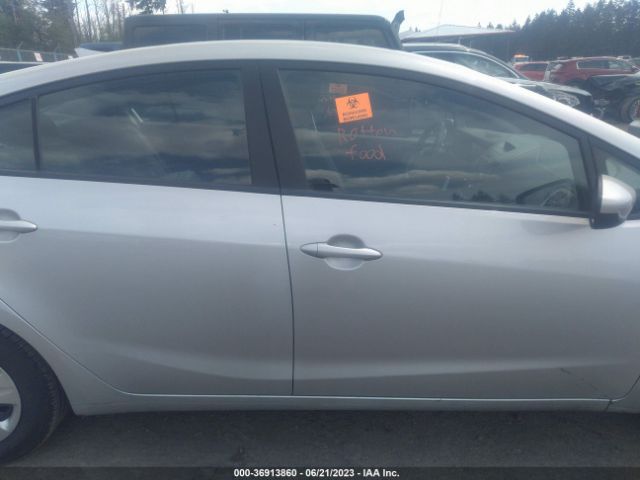 3KPFL4A73JE165330 KIA FORTE LX