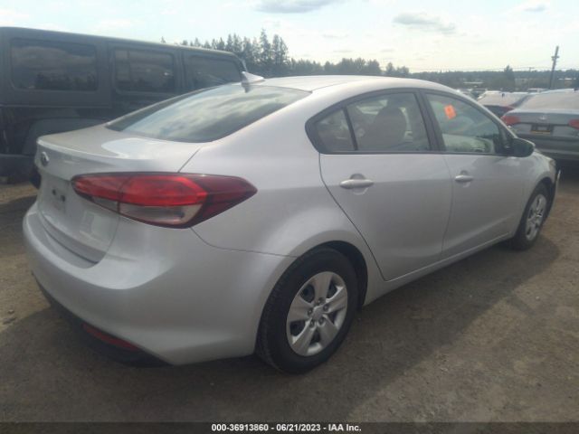 3KPFL4A73JE165330 KIA FORTE LX
