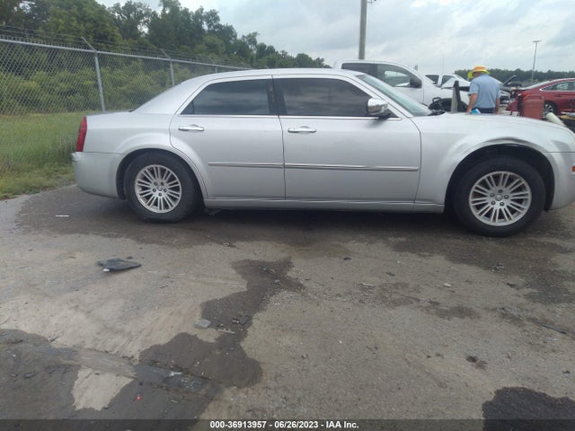 2010 CHRYSLER 300 TOURING VIN: 2C3CA5CV3AH209393