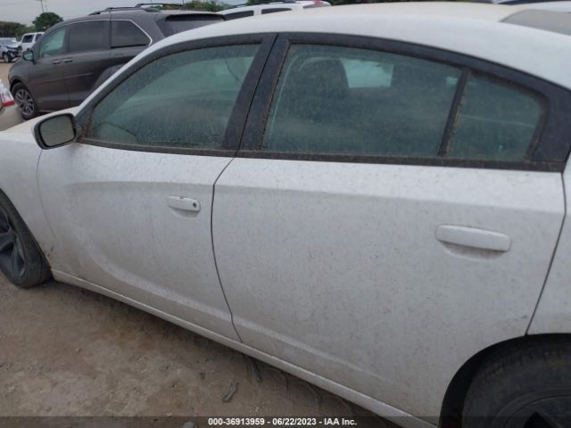 2C3CDXBG3FH795686 Dodge Charger Se