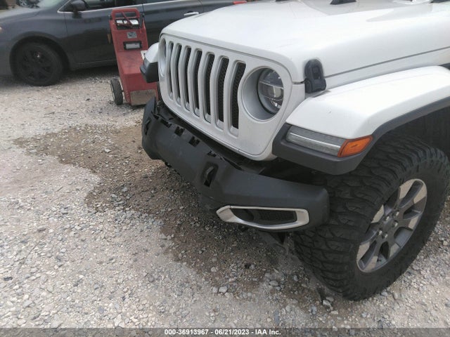 1C4HJXEGXKW608137 Jeep Wrangler Unlimited Sahara 4x4