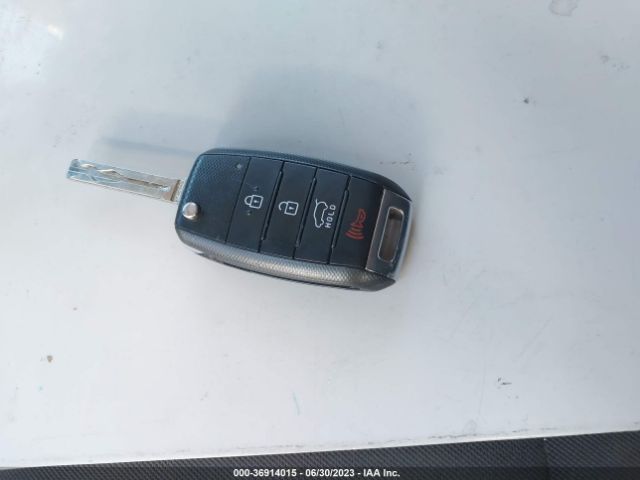 KNDJN2A21G7362373 KIA Soul Base