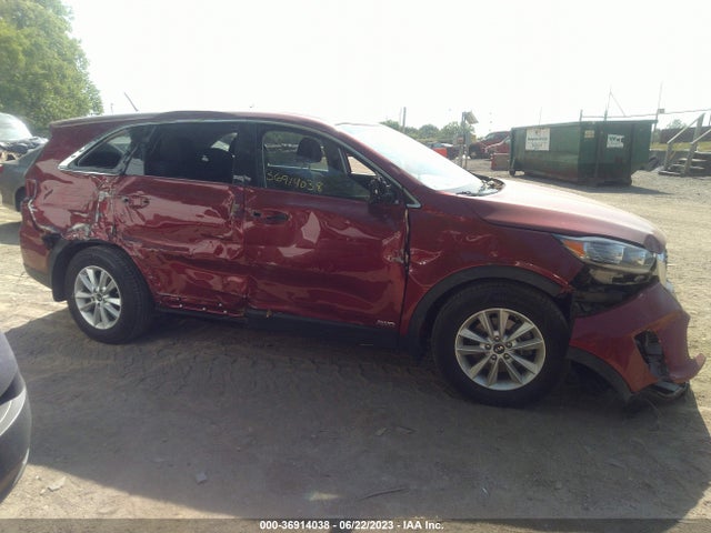 2019 KIA SORENTO LX VIN: 5XYPGDA32KG502239