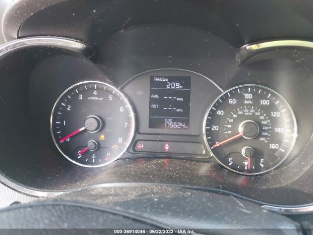 KNAFK4A60E5134691 KIA FORTE LX