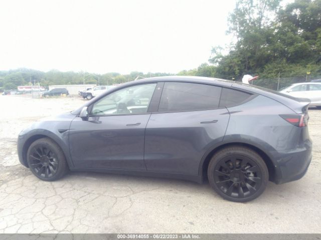 7SAYGAEE3PF714129 Tesla Model Y Long Range