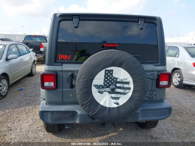1C4HJXDN1KW523445 Jeep Wrangler Unlimited Sport S