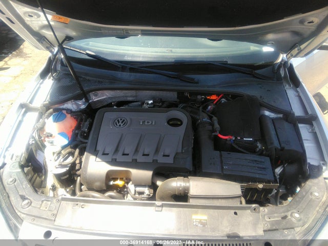 1VWCN7A33EC099898 Volkswagen Passat Tdi Sel Premium
