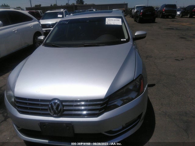 1VWCN7A33EC099898 Volkswagen Passat Tdi Sel Premium