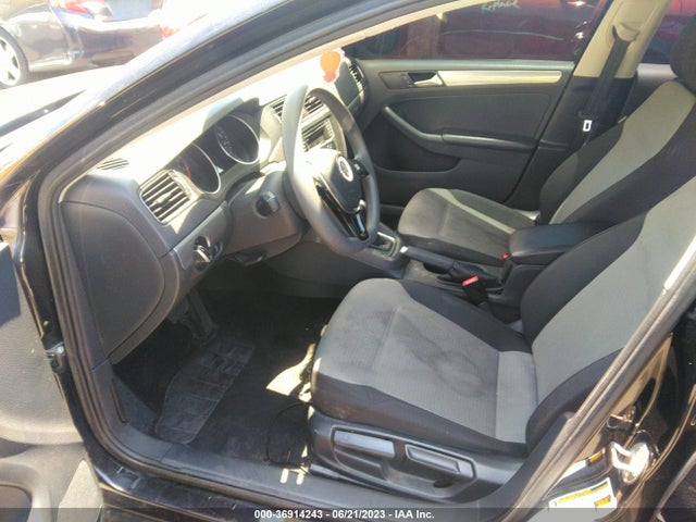 3VW2B7AJ4JM224533 Volkswagen Jetta 1.4t S