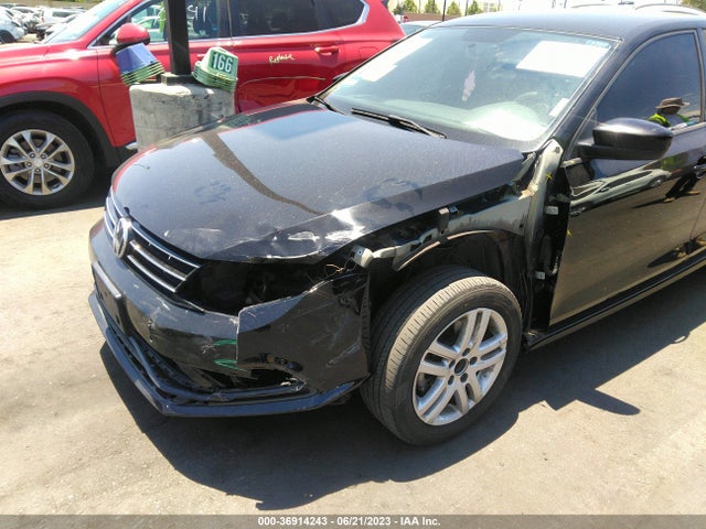 3VW2B7AJ4JM224533 Volkswagen Jetta 1.4t S