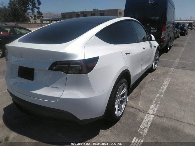 7SAYGAEE4PF803952 Tesla Model Y Long Range