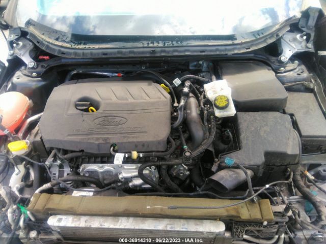 1FMCU9HD2JUC89577 Ford ESCAPE SEL