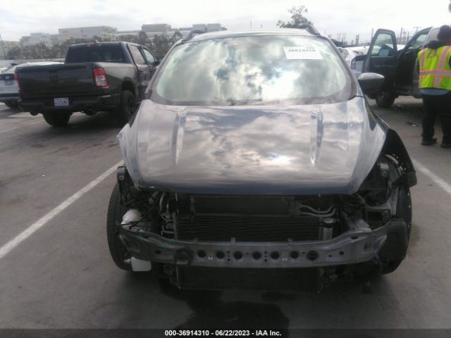 1FMCU9HD2JUC89577 Ford ESCAPE SEL