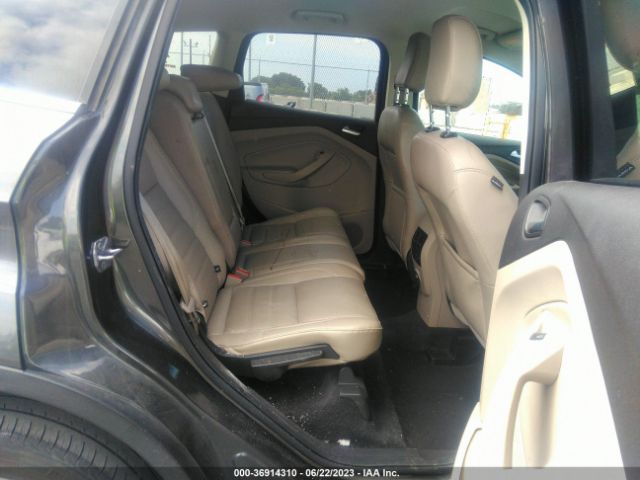 1FMCU9HD2JUC89577 Ford ESCAPE SEL
