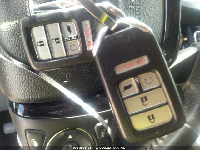 Honda Pilot Touring 2017 5FNYF5H91HB002015 Image 3