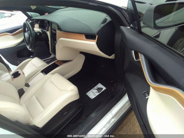5YJXCDE25KF207396 Tesla MODEL X