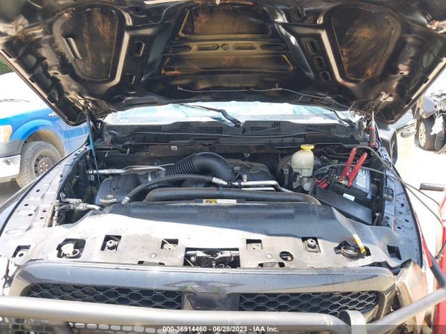 1C6RR6FT9JS143852 RAM 1500 Express